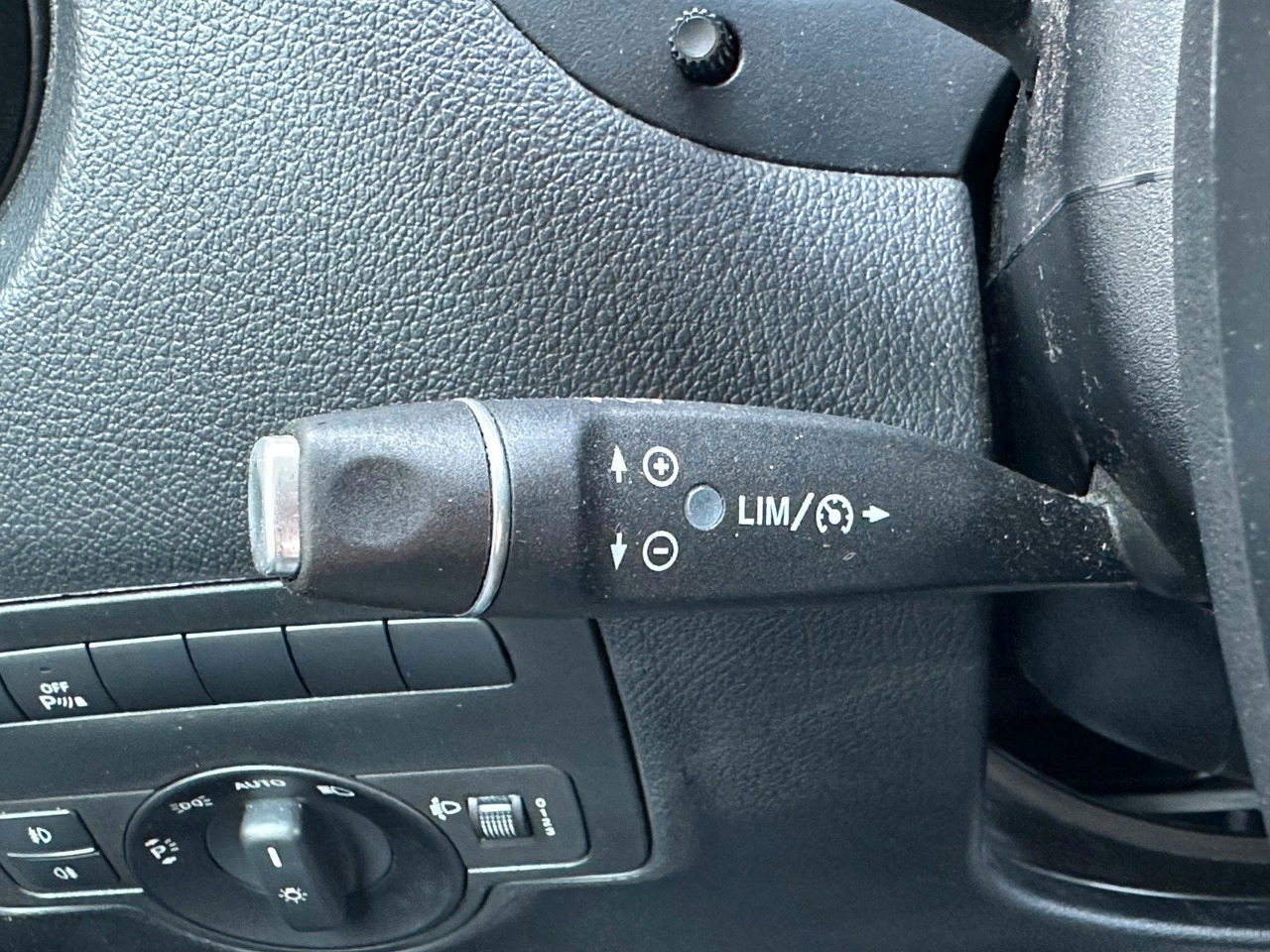 Small van Mercedes-Benz Vito 114 CDI Mixto Regal AHK Klima PARKTRONIC: picture 20 Small van Mercedes-Benz Vito 114 CDI Mixto Regal AHK Klima PARKTRONIC: picture 20