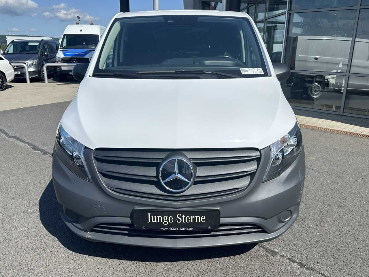 Mercedes-Benz eVito 112 Klima Kamera Navi SHZ Tempomat - Small van, Electric van: picture 2 Mercedes-Benz eVito 112 Klima Kamera Navi SHZ Tempomat - Small van, Electric van: picture 2