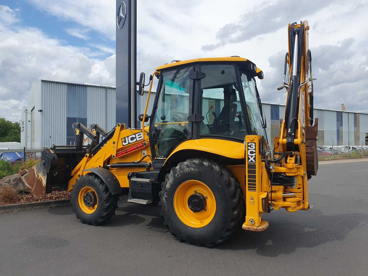 JCB 3CX / Gabel & 4in1 Schaufel / nur 1.561h / 2022 - Other machinery: picture 2 JCB 3CX / Gabel & 4in1 Schaufel / nur 1.561h / 2022 - Other machinery: picture 2