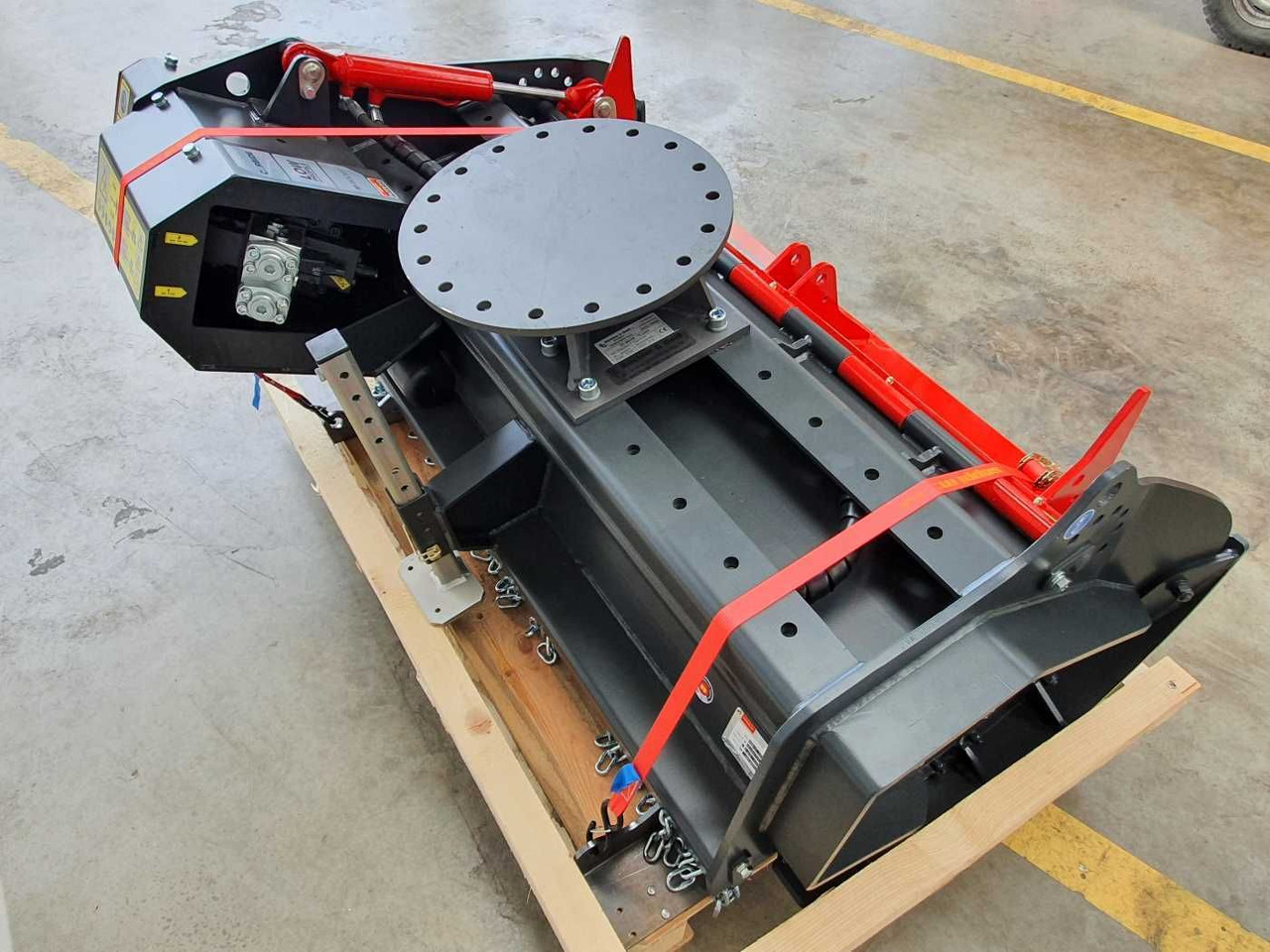 Forestry mulcher Seppi M. BMS-F 125 Forstmulcher / NEU / lagernd: picture 7 Forestry mulcher Seppi M. BMS-F 125 Forstmulcher / NEU / lagernd: picture 7