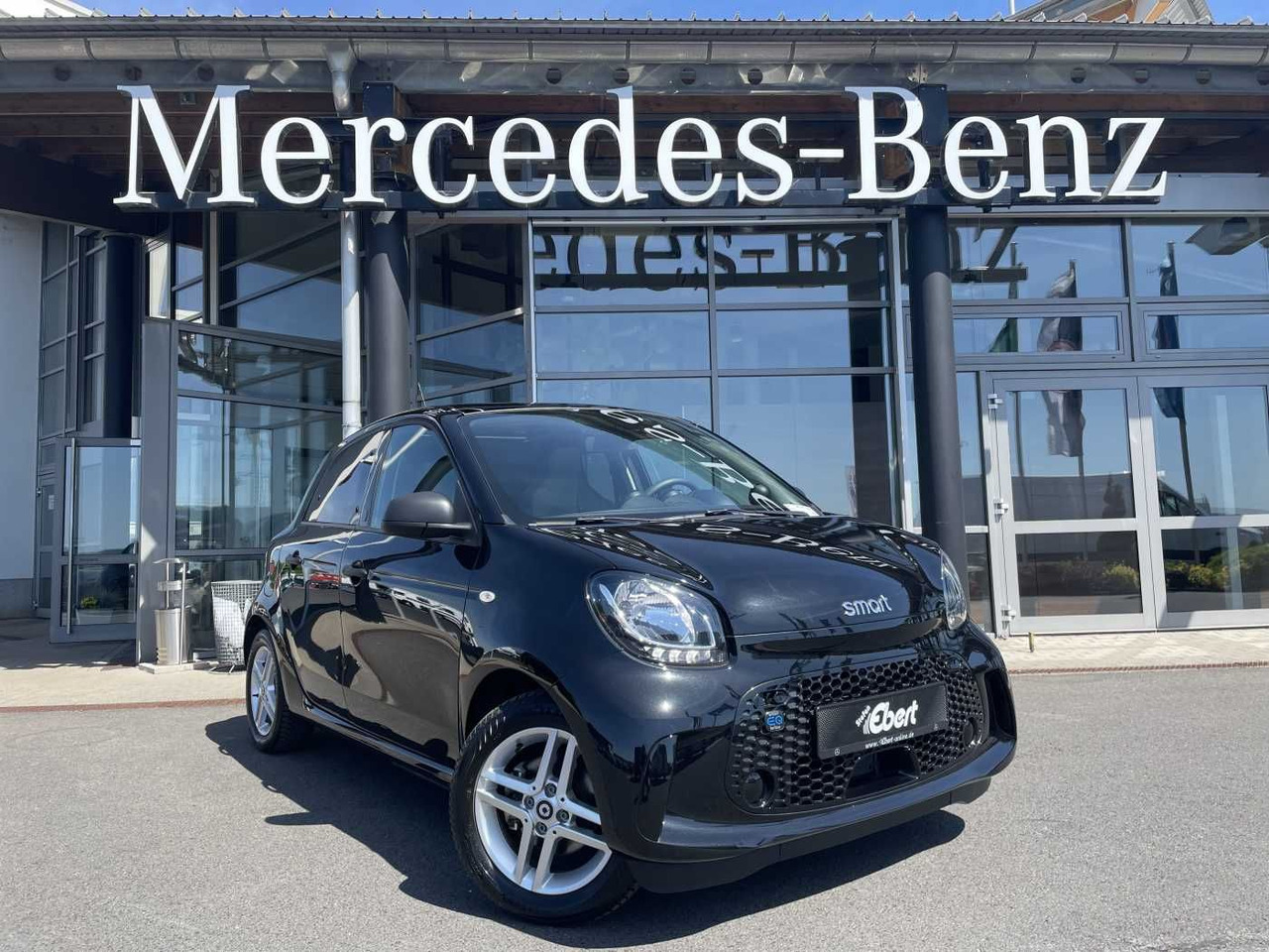 Smart forfour EQ Passion R-Kamera+DAB+ PDC+SHZ+Klima - Car: picture 1 Smart forfour EQ Passion R-Kamera+DAB+ PDC+SHZ+Klima - Car: picture 1