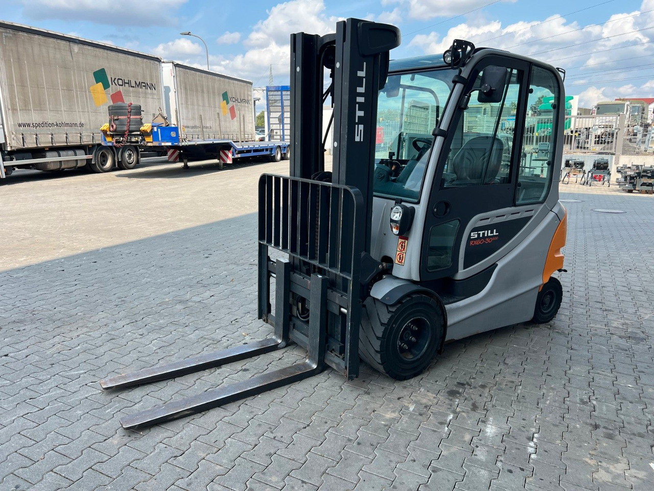 Electric forklift Still RX60-30L/600 / 04/2025 / Hubhöhe 4.580mm / SS: picture 9