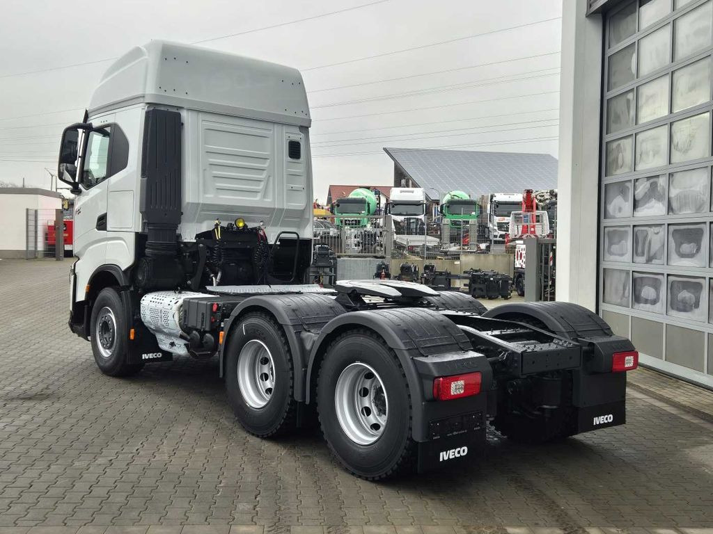 New Tractor unit Iveco X-Way AS440X57TZ/P ON+ 6x4 Intarder 2xBett Iveco X-Way AS440X57TZ/P ON+ 6x4 Intarder 2xBett: picture 7