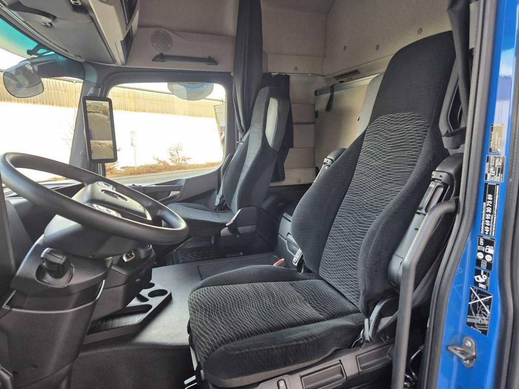 Tractor unit Mercedes-Benz Actros 1848 LSnRL Öl-Retarder MirrorCam PPC DAB: picture 10