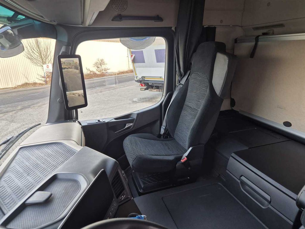 Tractor unit Mercedes-Benz Actros 1848 LSnRL Öl-Retarder MirrorCam PPC DAB Mercedes-Benz Actros 1848 LSnRL Öl-Retarder MirrorCam PPC DAB: picture 11