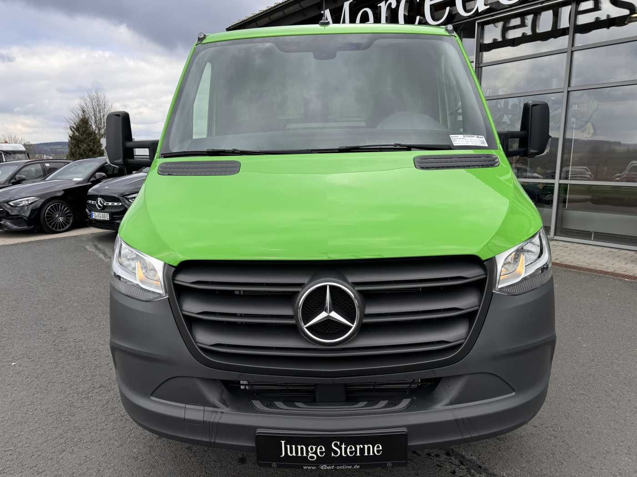 Mercedes-Benz Sprinter 317 CDI Fahrgestell 4325 Klima MBUX - Van: picture 2 Mercedes-Benz Sprinter 317 CDI Fahrgestell 4325 Klima MBUX - Van: picture 2