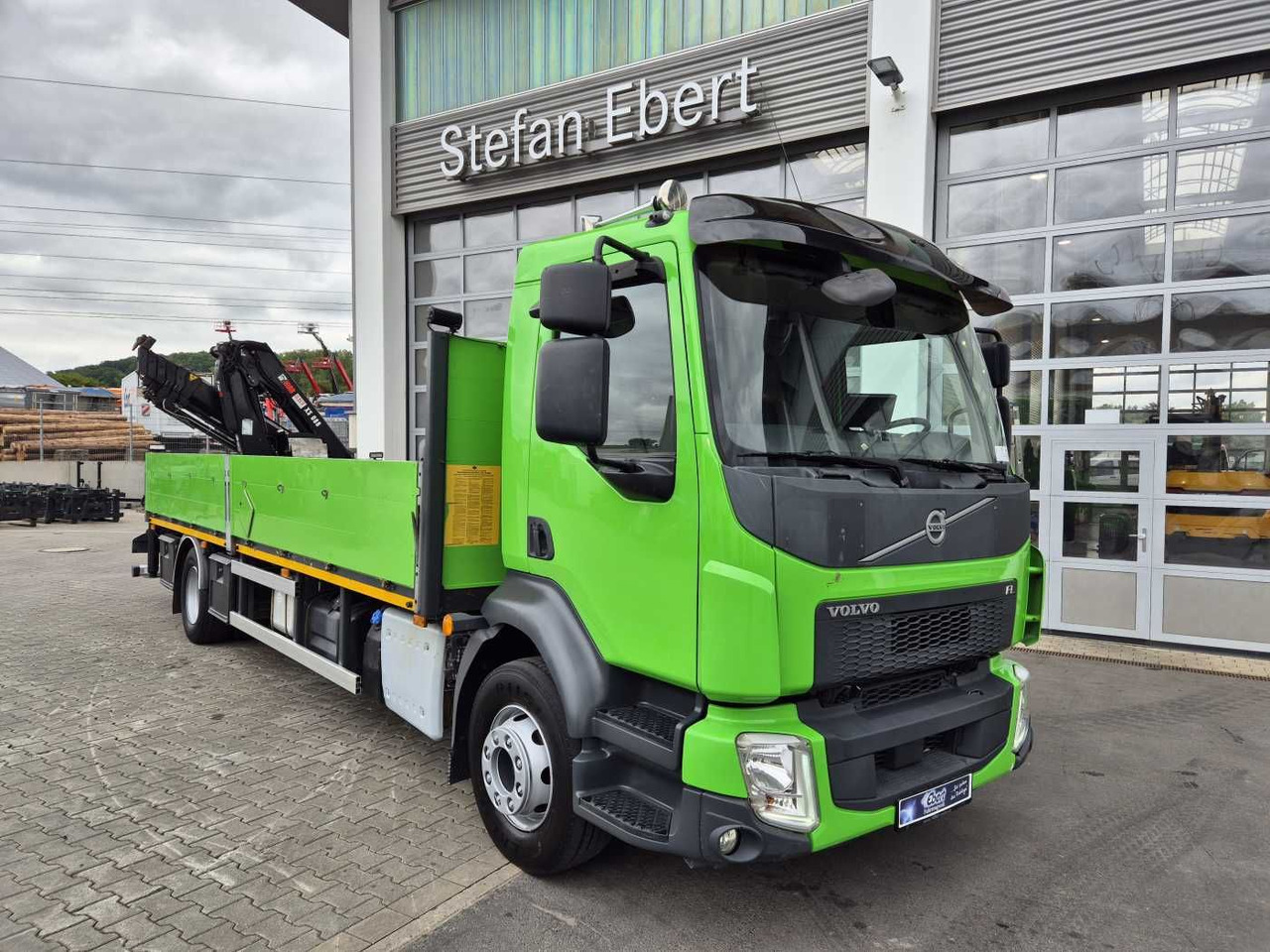 Volvo FL 42 R Kran Hiab XS 088 Funk bis 14 m! Kamera - Crane truck: picture 3 Volvo FL 42 R Kran Hiab XS 088 Funk bis 14 m! Kamera - Crane truck: picture 3