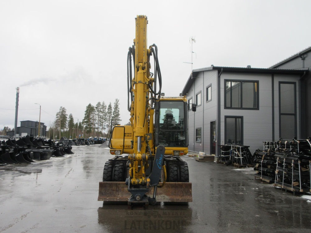 Komatsu PW130-6 Pyöräalustainen kaivinkone - Wheel excavator: picture 3 Komatsu PW130-6 Pyöräalustainen kaivinkone - Wheel excavator: picture 3