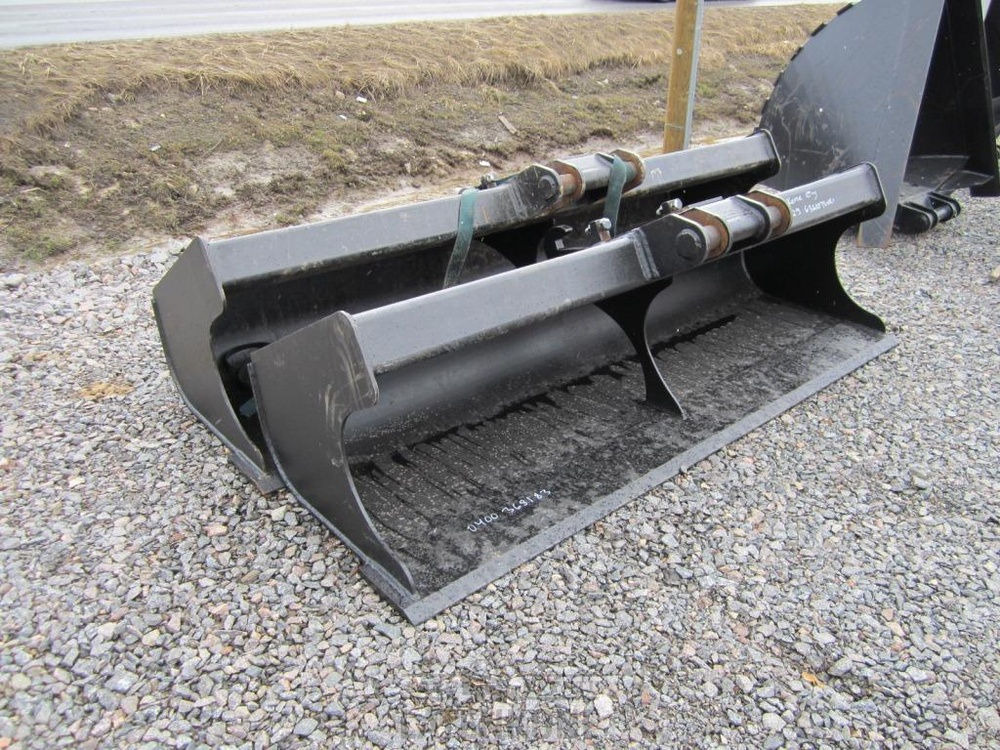 Laten Tasauskauha 2800mm NTP10 13-20ton - Bucket for Construction machinery: picture 2 Laten Tasauskauha 2800mm NTP10 13-20ton - Bucket for Construction machinery: picture 2