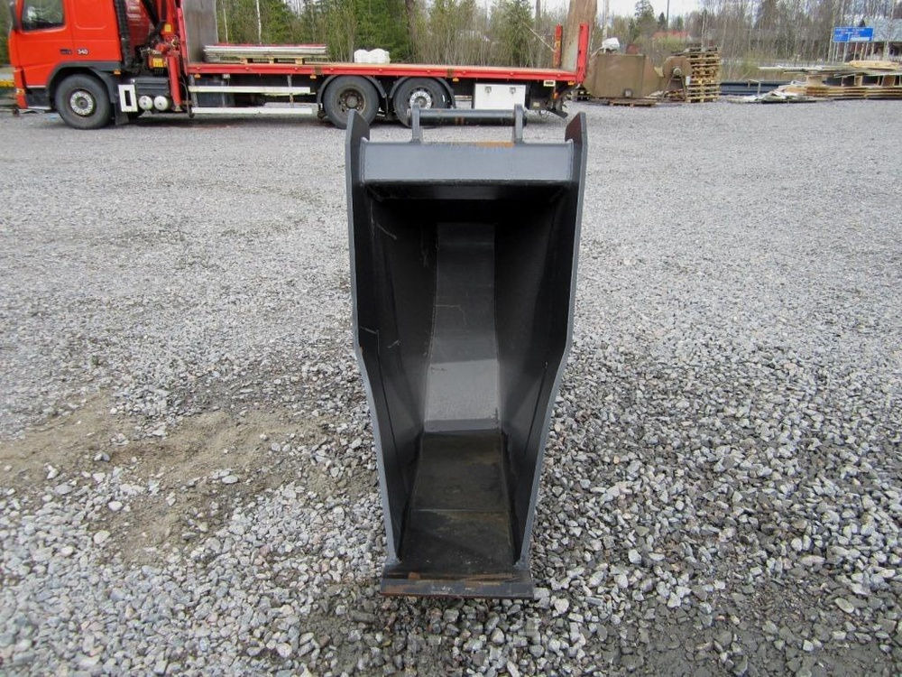 Laten Vesijohtokauha 600L S60 13-18ton - Bucket for Construction machinery: picture 2 Laten Vesijohtokauha 600L S60 13-18ton - Bucket for Construction machinery: picture 2