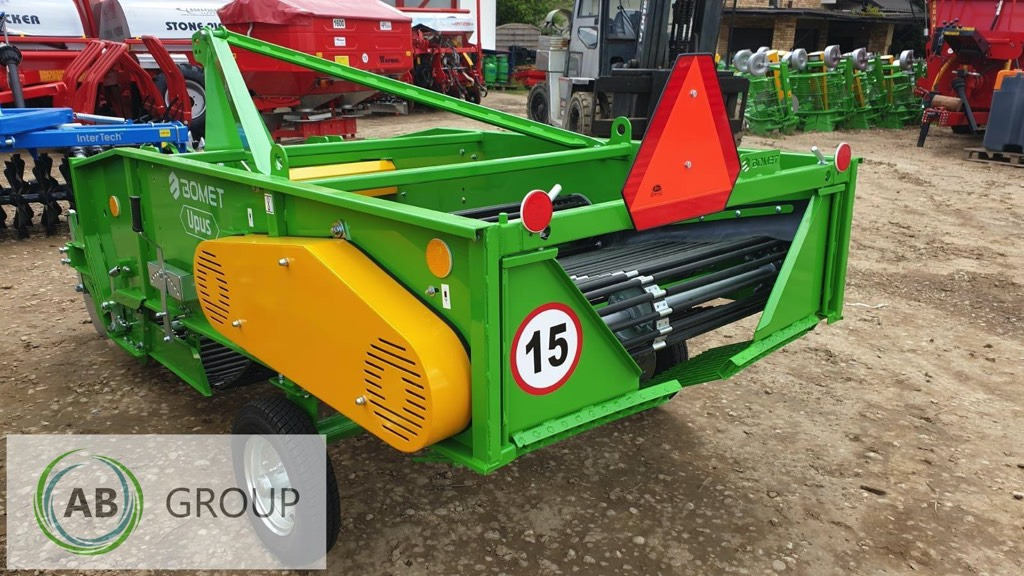 2-row Conveyor Digger Bomet Upus Z656/2 - Potato harvester: picture 2 2-row Conveyor Digger Bomet Upus Z656/2 - Potato harvester: picture 2