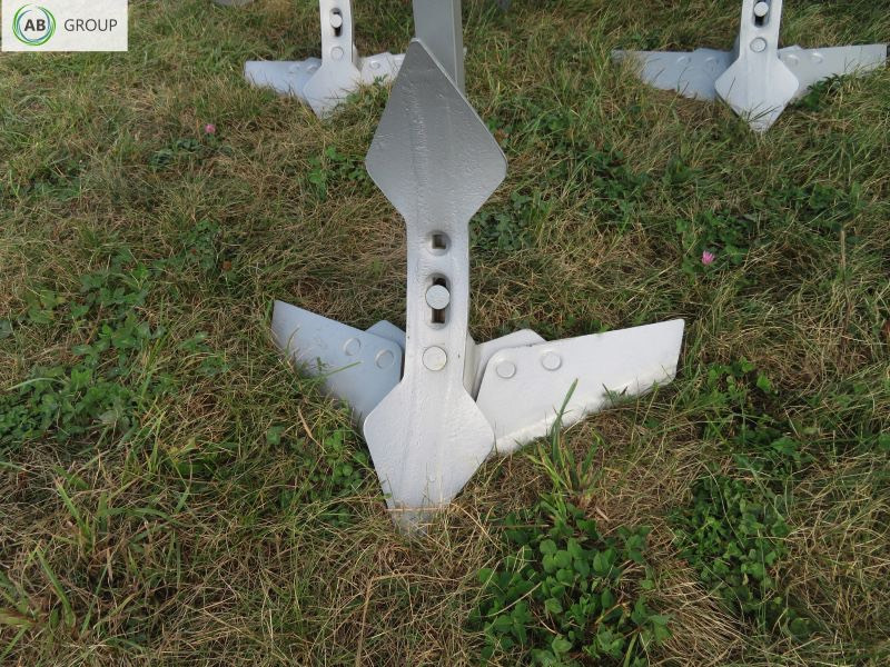 Bomet cultivator Apus U865/3, 2,2 m - Soil tillage equipment: picture 3 Bomet cultivator Apus U865/3, 2,2 m - Soil tillage equipment: picture 3