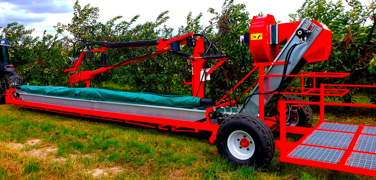 FMS KUREK ADRIAN Stone Fruit Harvester 6m - Harvester: picture 4 FMS KUREK ADRIAN Stone Fruit Harvester 6m - Harvester: picture 4