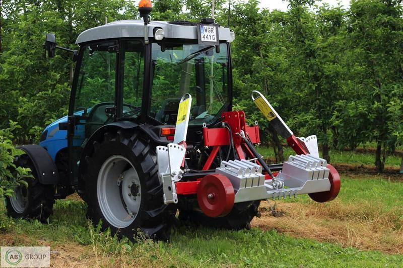 Królik hydraulic root cutter PKH - Soil tillage equipment: picture 1 Królik hydraulic root cutter PKH - Soil tillage equipment: picture 1