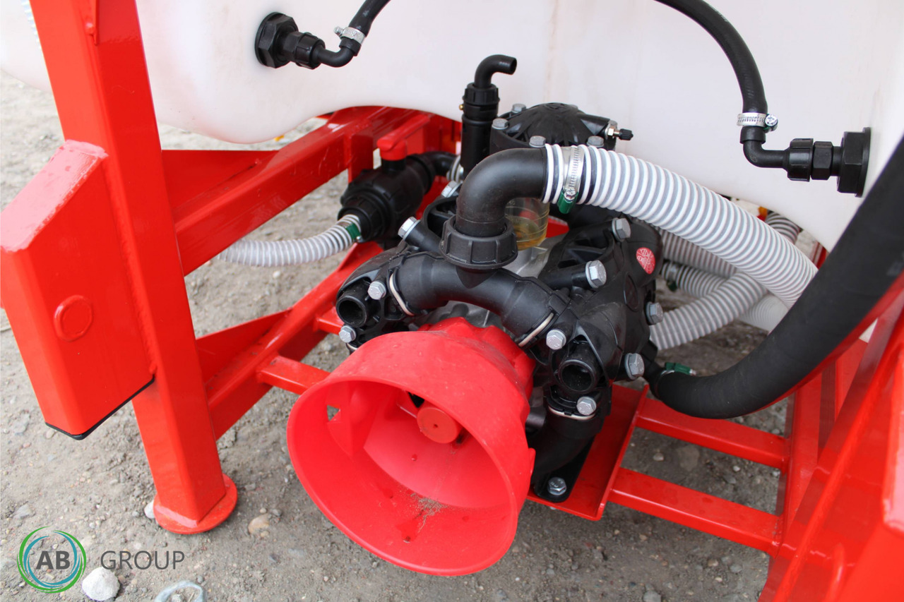 Lisicki PO35/4 1000l sprayer - Trailed sprayer: picture 4 Lisicki PO35/4 1000l sprayer - Trailed sprayer: picture 4