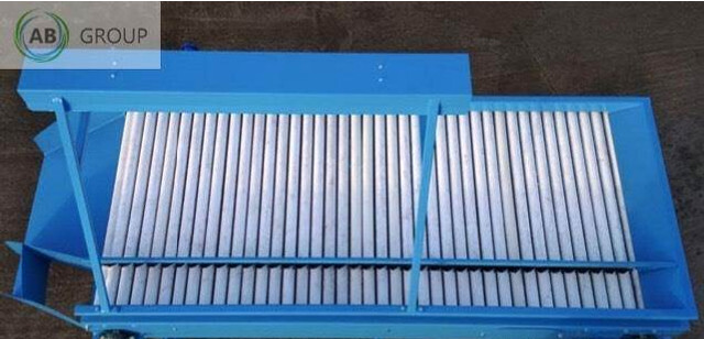 Maciuś Sorting table S-250 /Sortiertabelle/Table - Post-harvest equipment: picture 2 Maciuś Sorting table S-250 /Sortiertabelle/Table - Post-harvest equipment: picture 2