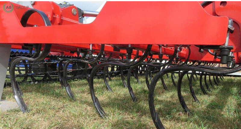 ROL-EX agregat uprawowy hydraulicznie składany 4.2 m - Cultivator: picture 3 ROL-EX agregat uprawowy hydraulicznie składany 4.2 m - Cultivator: picture 3