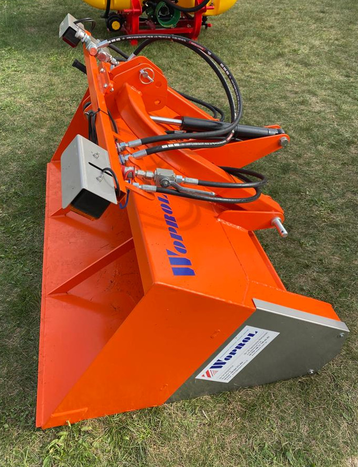 Self-loading Drop Spreader WOPROL PSO 1.2m - Sand/ Salt spreader: picture 1 Self-loading Drop Spreader WOPROL PSO 1.2m - Sand/ Salt spreader: picture 1