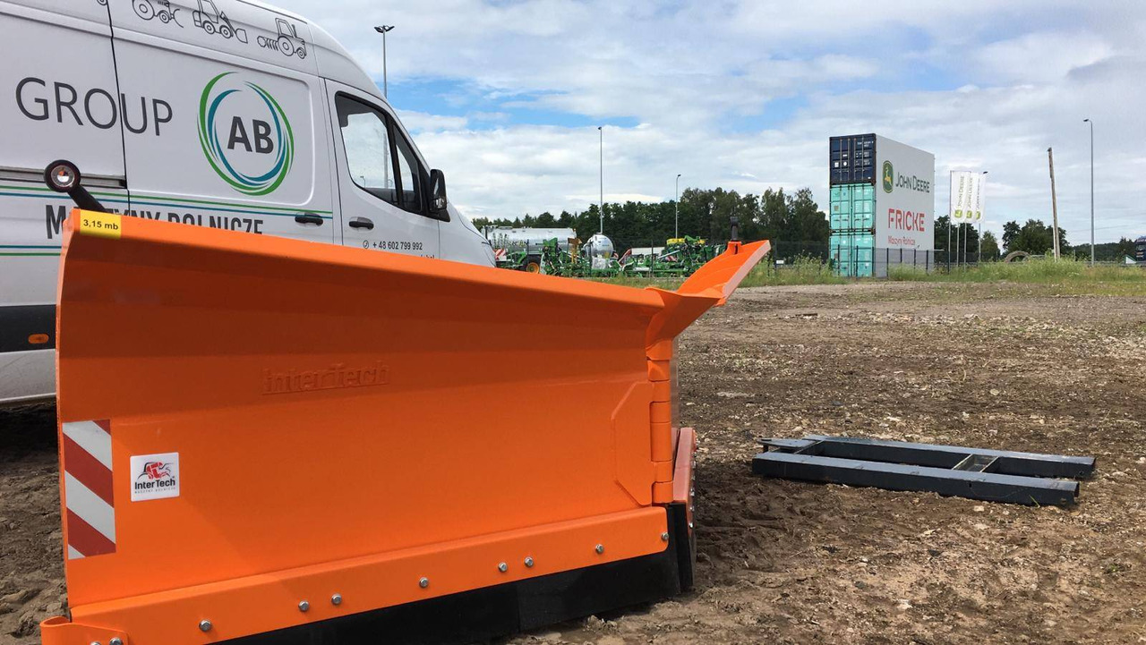 Snow plow v-shape PSSHV-01 3.15 - Snow plough for Agricultural machinery: picture 1 Snow plow v-shape PSSHV-01 3.15 - Snow plough for Agricultural machinery: picture 1