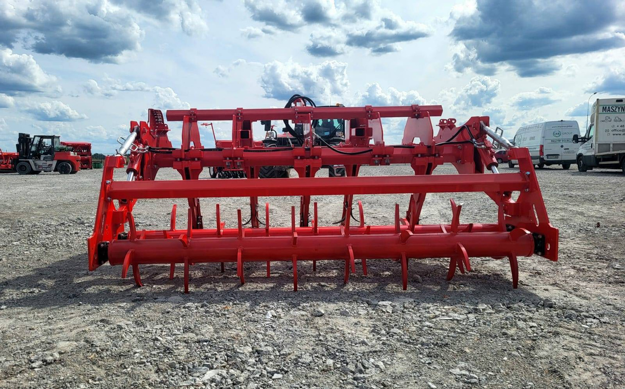 Toscano chisel plow IPST-5 - Vintage sale - Subsoiler: picture 3 Toscano chisel plow IPST-5 - Vintage sale - Subsoiler: picture 3