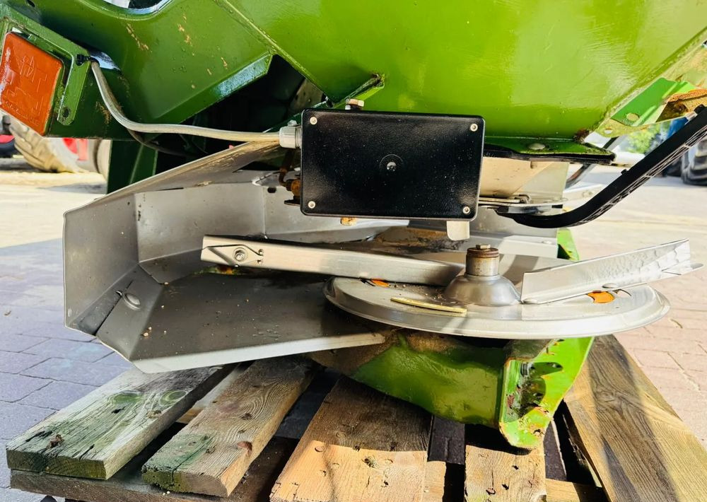 Amazone ZA-M maxiS - Fertilizer spreader: picture 2 Amazone ZA-M maxiS - Fertilizer spreader: picture 2