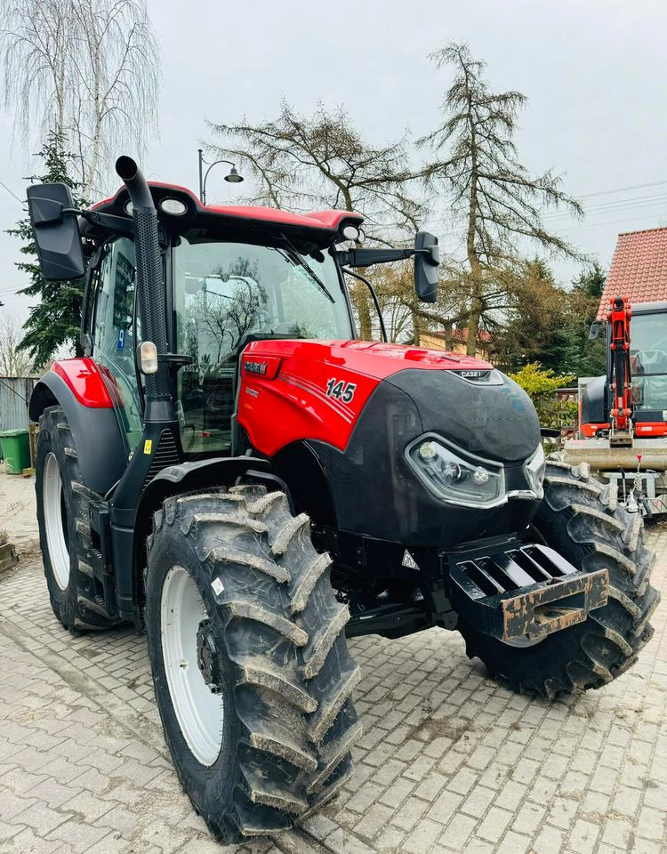 Case IH MAXXUM 145 - Farm tractor: picture 2 Case IH MAXXUM 145 - Farm tractor: picture 2