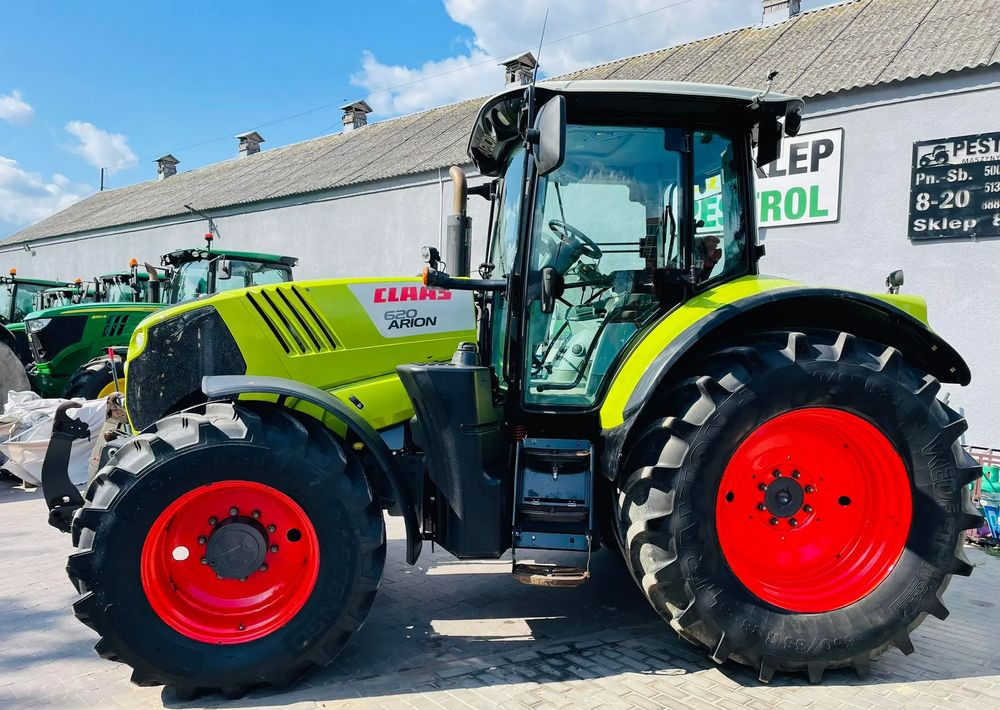 Claas Arion 620 - Farm tractor: picture 2 Claas Arion 620 - Farm tractor: picture 2