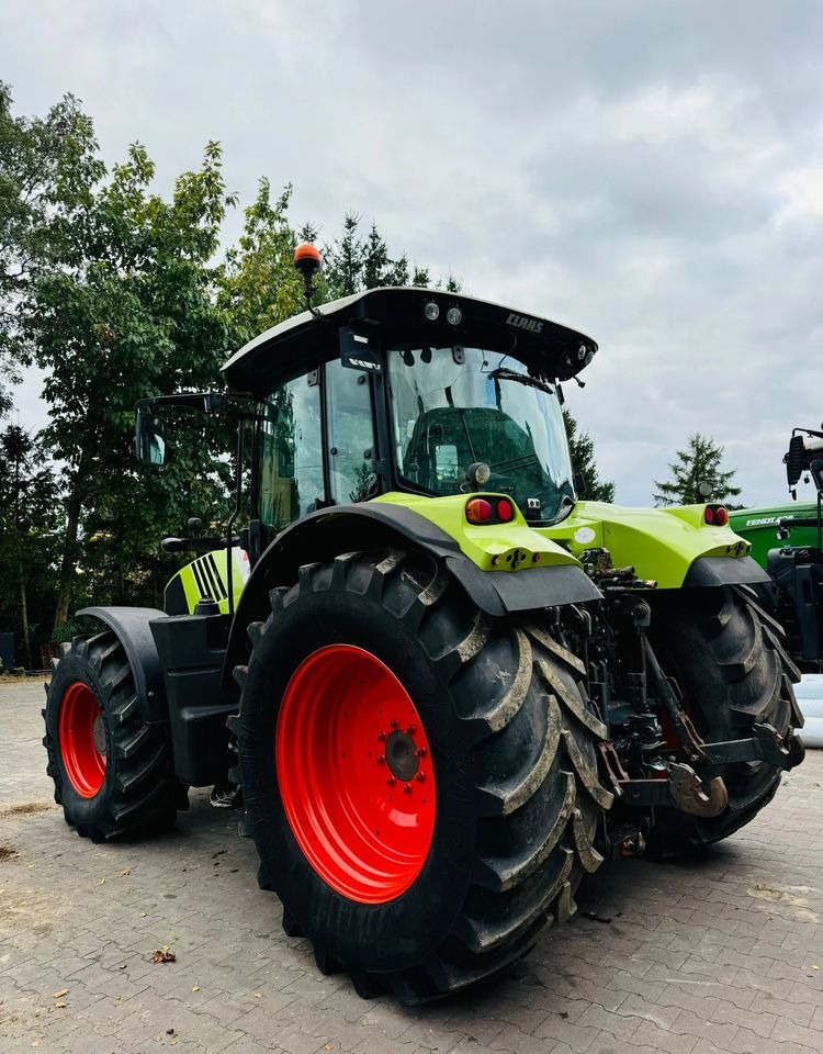 Claas Arion 650 - Farm tractor: picture 4 Claas Arion 650 - Farm tractor: picture 4