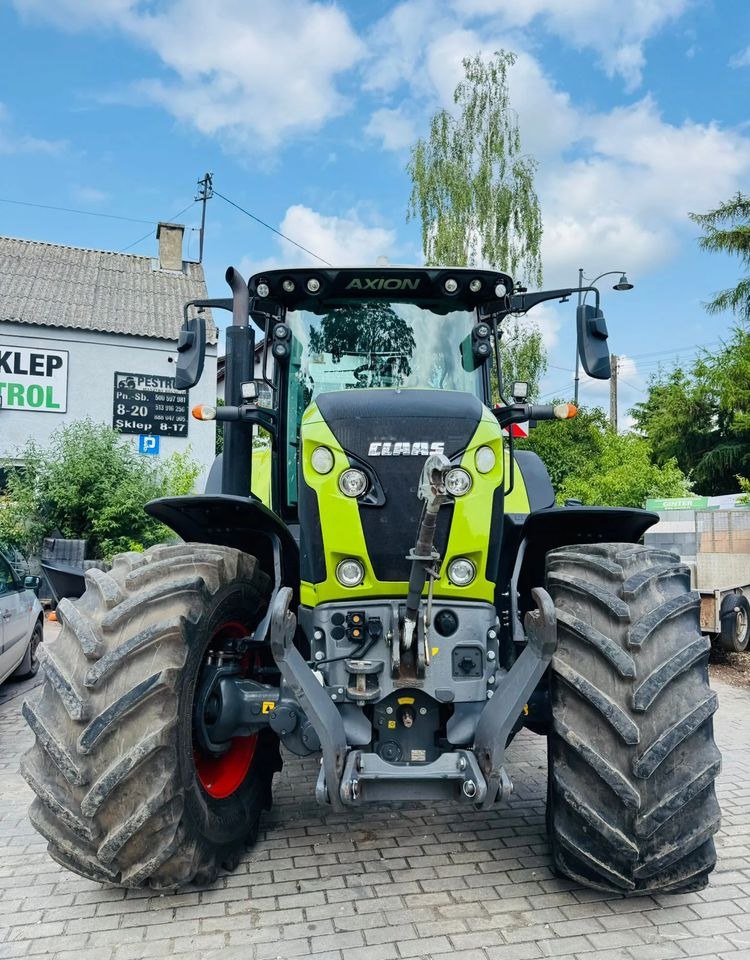 Claas Axion 810 CMATIC - Farm tractor: picture 3 Claas Axion 810 CMATIC - Farm tractor: picture 3