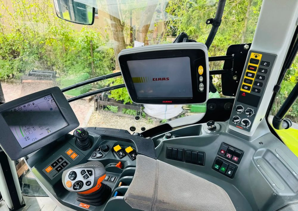 Leasing of  Claas Axion 930 CMATIC CEBIS Claas Axion 930 CMATIC CEBIS: picture 16