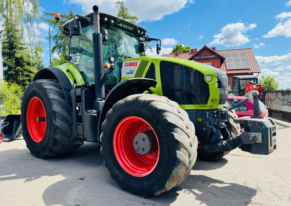 Claas Axion 950 CMATIC - Farm tractor: picture 3 Claas Axion 950 CMATIC - Farm tractor: picture 3