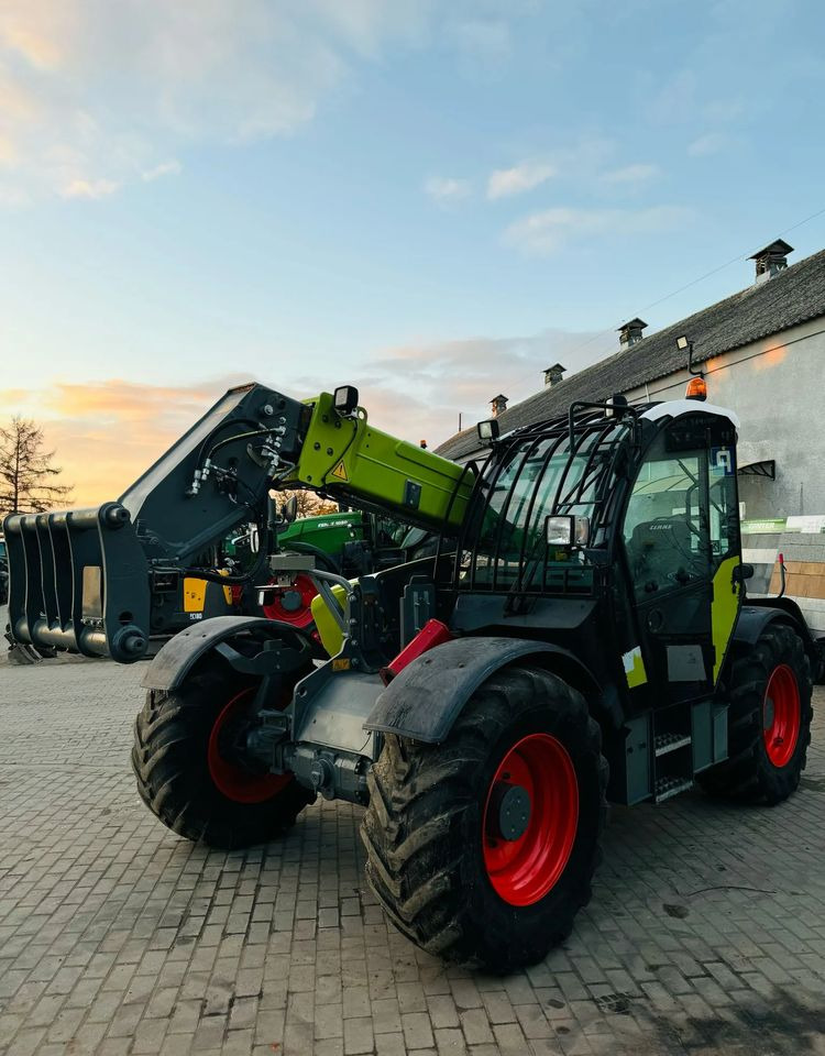 Claas SCORPION 732 - Telescopic handler: picture 3 Claas SCORPION 732 - Telescopic handler: picture 3