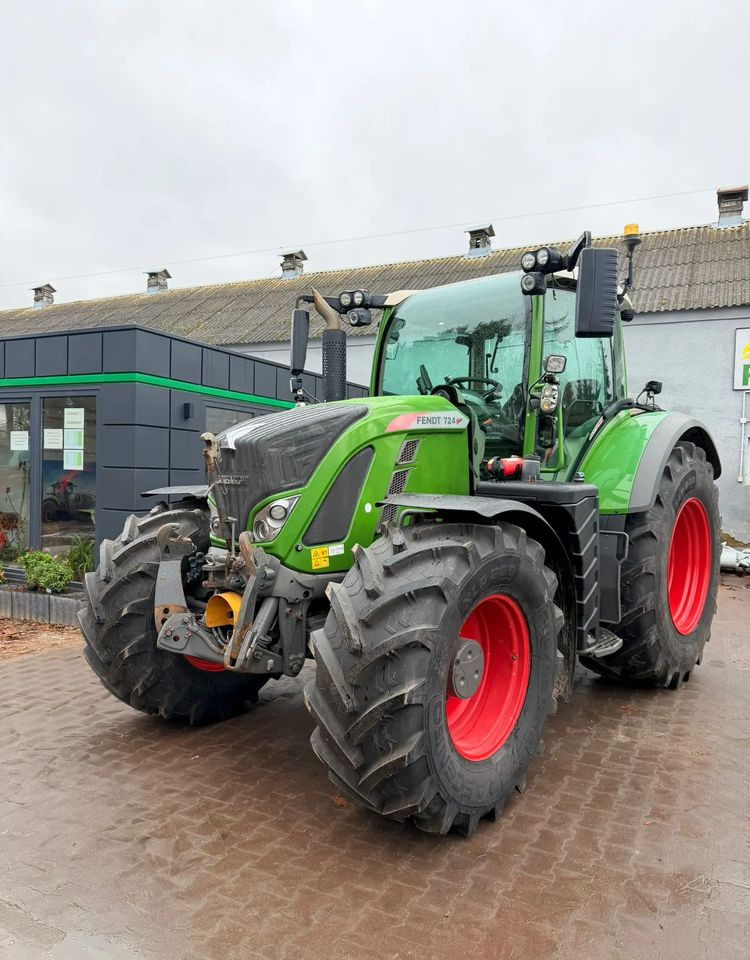 Fendt 724 Vario Profi Plus - Farm tractor: picture 1 Fendt 724 Vario Profi Plus - Farm tractor: picture 1