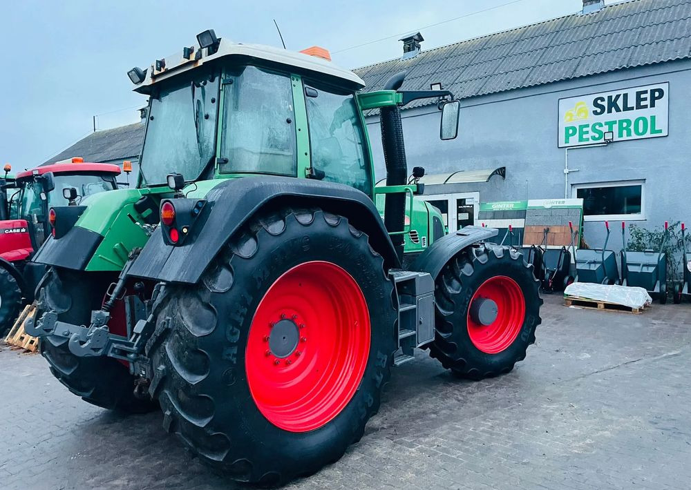 Fendt 820 - Farm tractor: picture 4 Fendt 820 - Farm tractor: picture 4