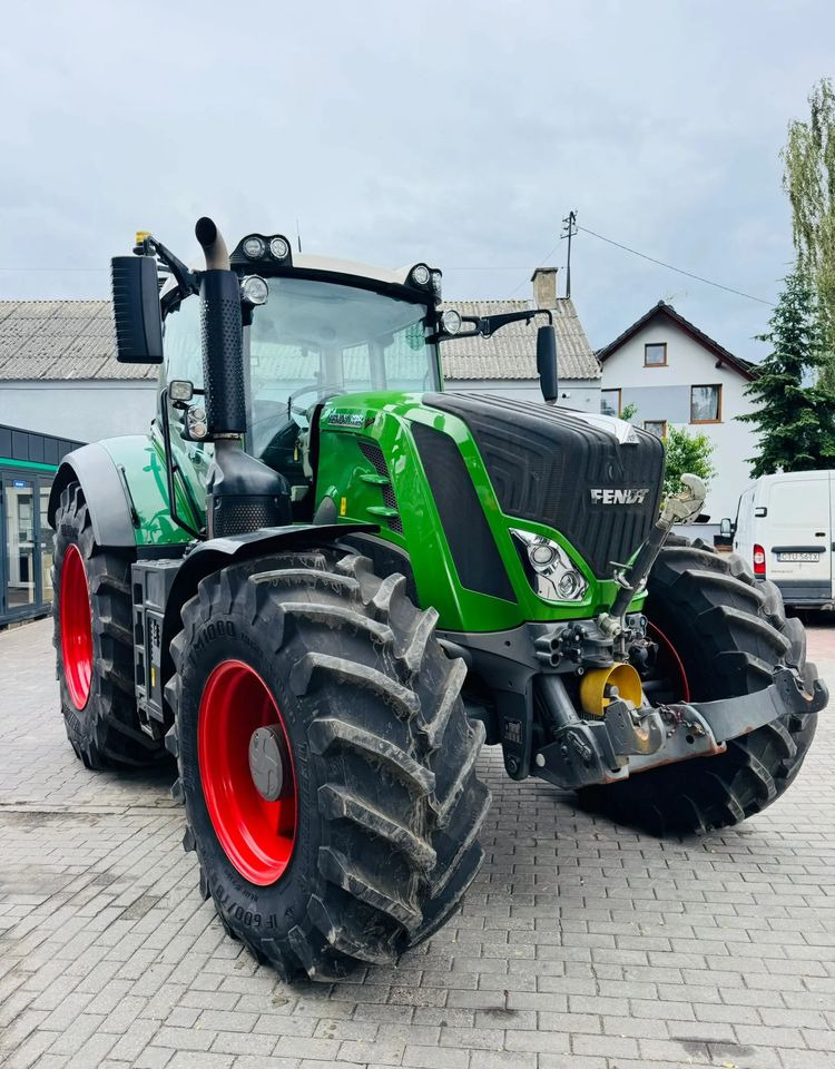 Fendt 828 Vario Profi Plus - Farm tractor: picture 4 Fendt 828 Vario Profi Plus - Farm tractor: picture 4