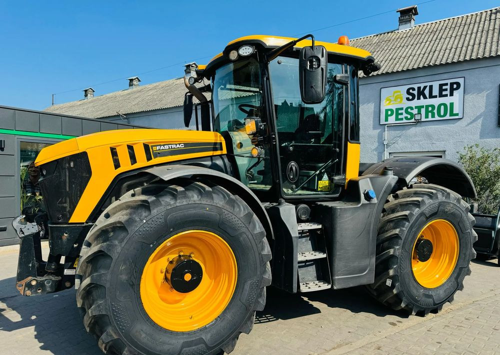 JCB Fastrac 4220 - Farm tractor: picture 1 JCB Fastrac 4220 - Farm tractor: picture 1