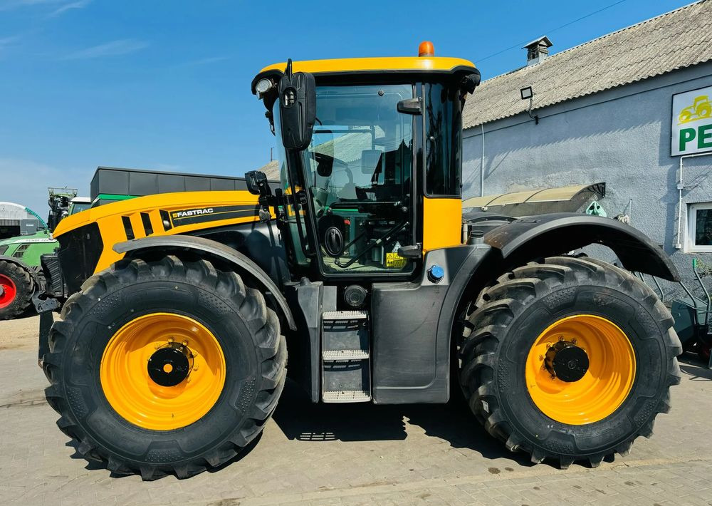 JCB Fastrac 4220 - Farm tractor: picture 5 JCB Fastrac 4220 - Farm tractor: picture 5