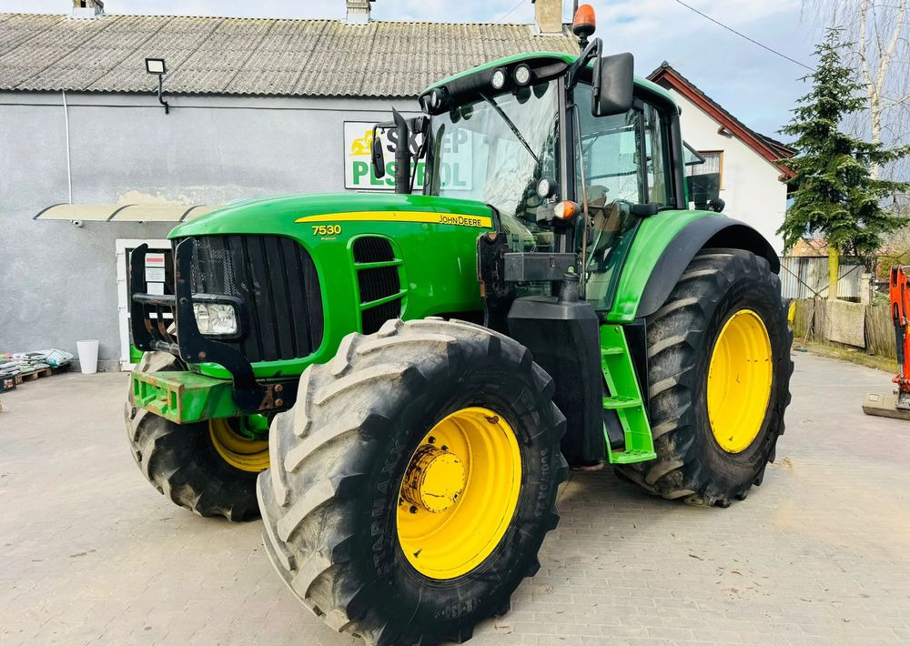 John Deere 7530 - Farm tractor: picture 2 John Deere 7530 - Farm tractor: picture 2
