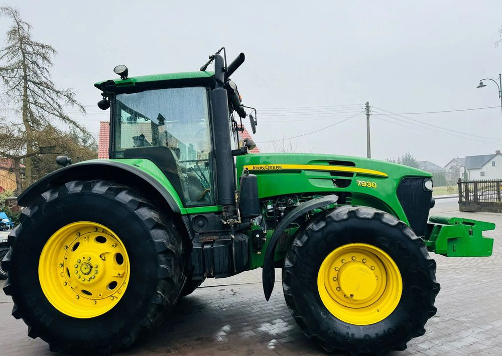 John Deere 7930 - Farm tractor: picture 3 John Deere 7930 - Farm tractor: picture 3