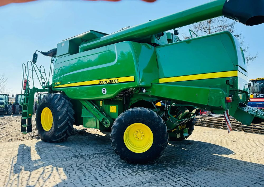 John Deere W540i - Combine harvester: picture 3 John Deere W540i - Combine harvester: picture 3