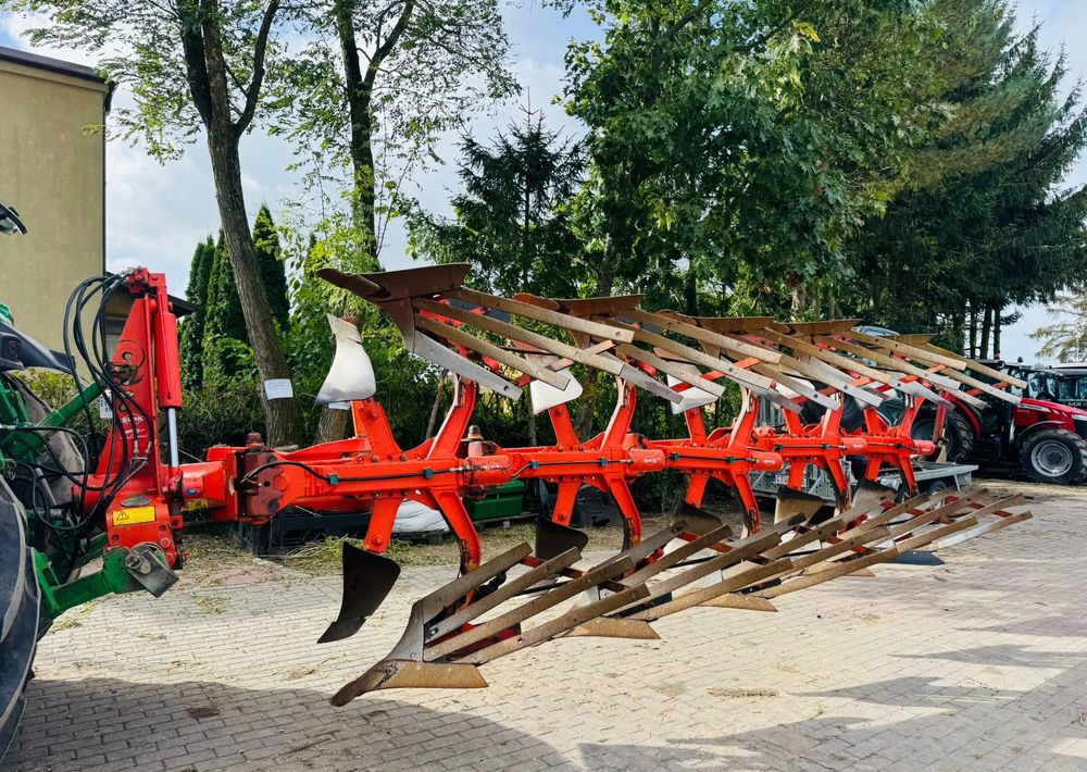 Kuhn Vari Master 151 - Plow: picture 1 Kuhn Vari Master 151 - Plow: picture 1