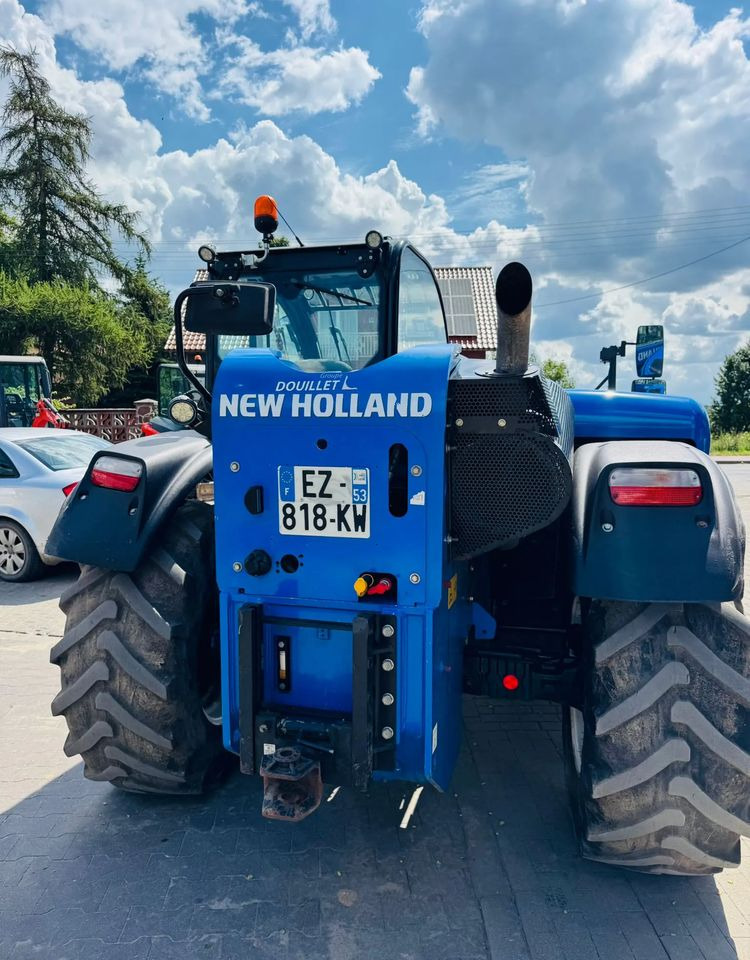 New Holland L7.42 - Telescopic handler: picture 4 New Holland L7.42 - Telescopic handler: picture 4