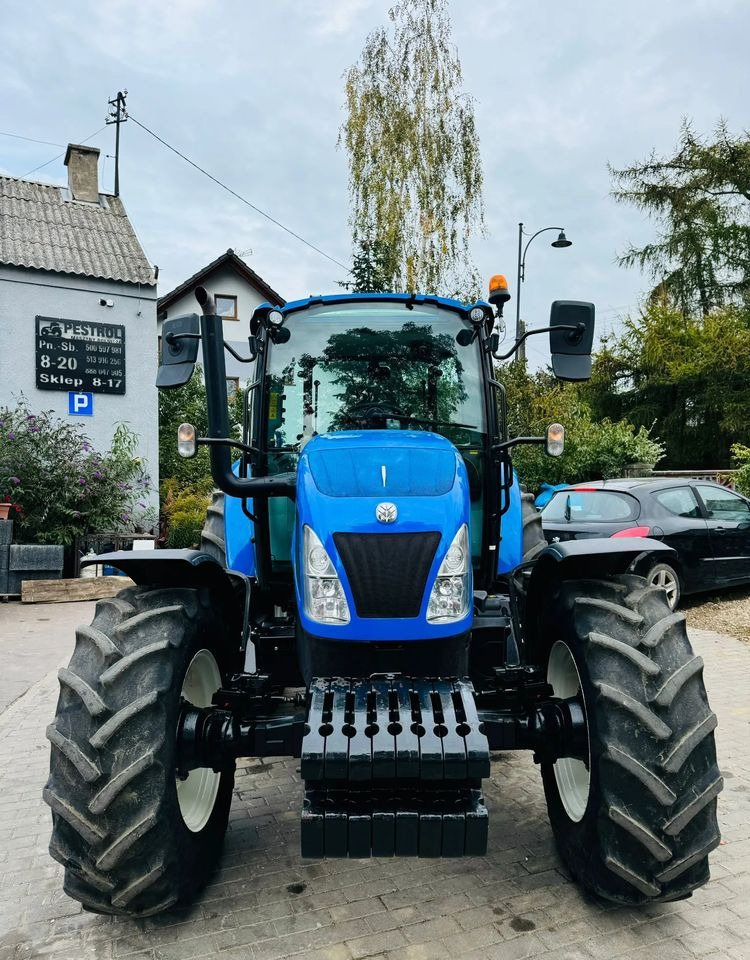 New Holland T5.100 - Farm tractor: picture 4 New Holland T5.100 - Farm tractor: picture 4