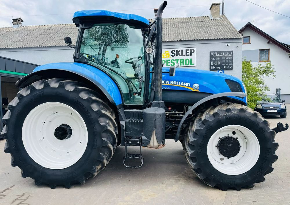 New Holland T7.260 Powercommand - Farm tractor: picture 5 New Holland T7.260 Powercommand - Farm tractor: picture 5