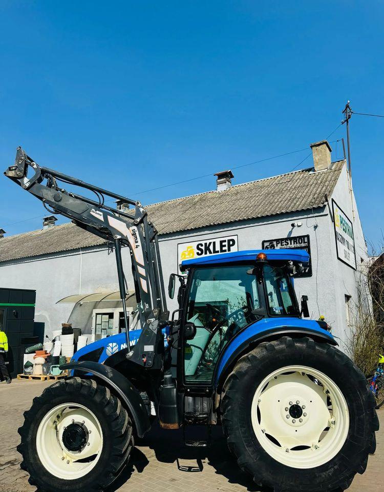 New Holland TD5.105 - Farm tractor: picture 5 New Holland TD5.105 - Farm tractor: picture 5