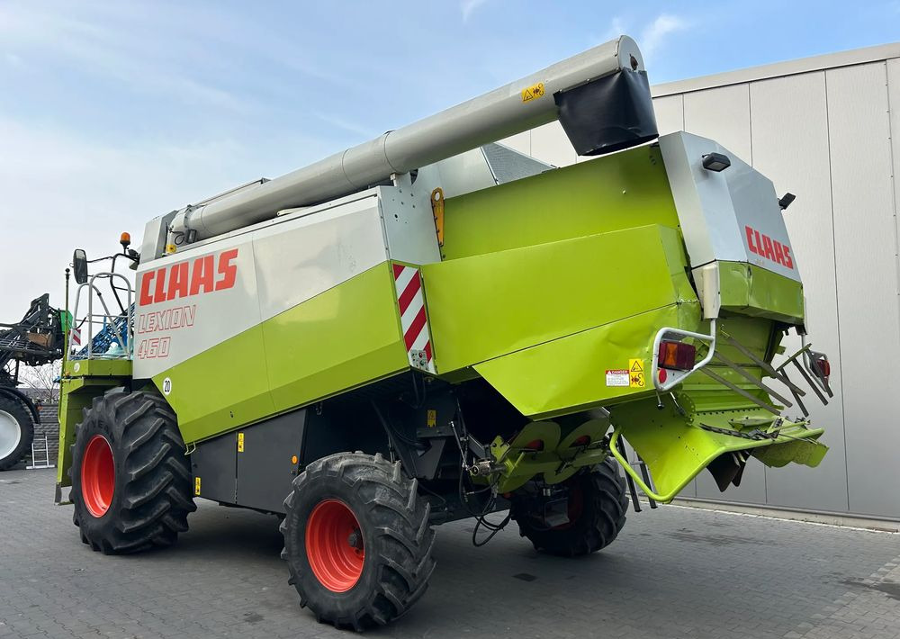 Claas Lexion 460 - Combine harvester: picture 2 Claas Lexion 460 - Combine harvester: picture 2