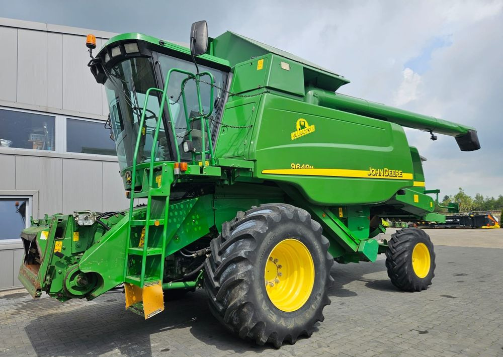 John Deere Wts 9640 HillMaster II - Combine harvester: picture 1 John Deere Wts 9640 HillMaster II - Combine harvester: picture 1