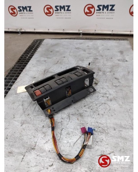 DAF Occ dashboard paneel DAF XF105 - Dashboard for Truck: picture 3 DAF Occ dashboard paneel DAF XF105 - Dashboard for Truck: picture 3