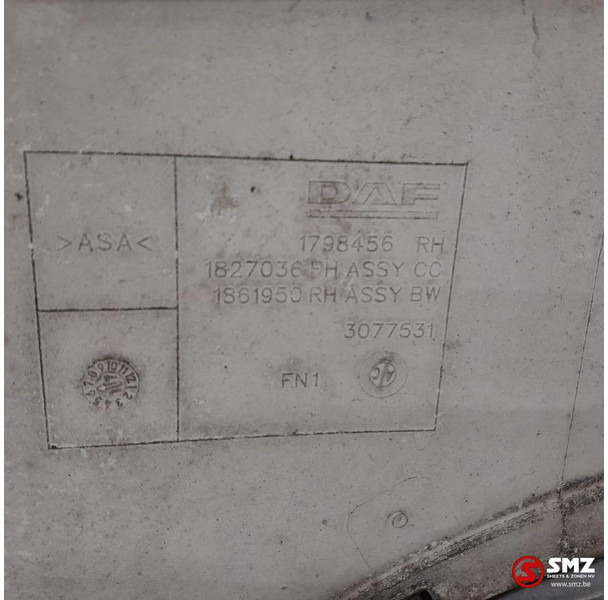 DAF Occ koplampkap rechts DAF - Headlight for Truck: picture 3 DAF Occ koplampkap rechts DAF - Headlight for Truck: picture 3