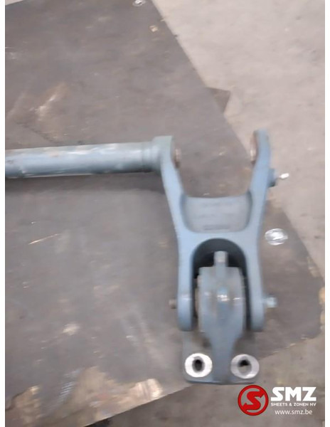 Iveco Occ cabinekantelbeugel Iveco - Cab suspension for Truck: picture 2 Iveco Occ cabinekantelbeugel Iveco - Cab suspension for Truck: picture 2